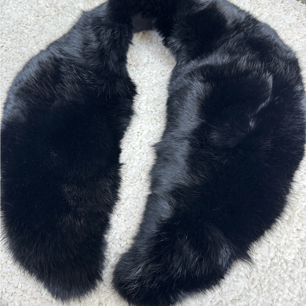 Elegant Black Real Fox Fur Scarf